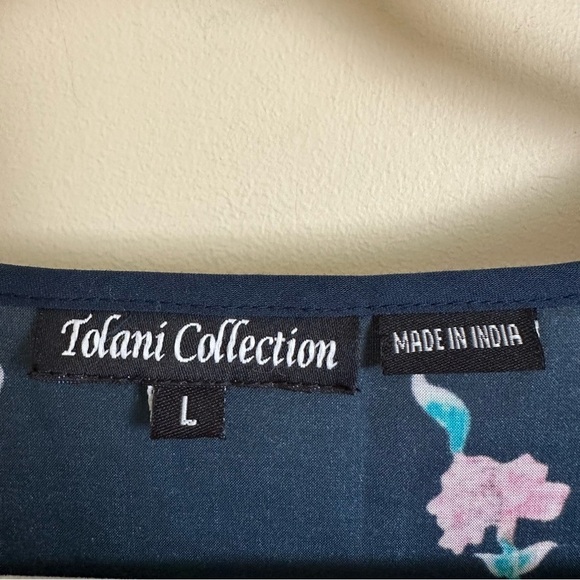 Tolani Collection size Large Purple V Neck Floral Blouse Top Long sleeve Modal L - Picture 4 of 6